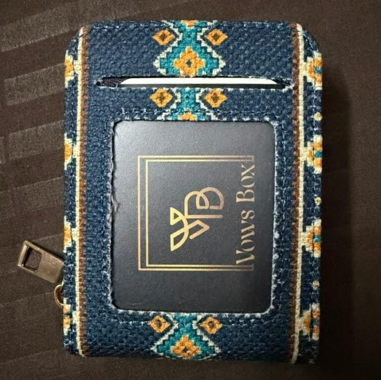 6440f78b-5e3c-40ee-9b23-8c66390bb567-768x766 (1)